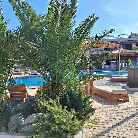 Hotel Palmera سارتي المظهر الخارجي الصورة