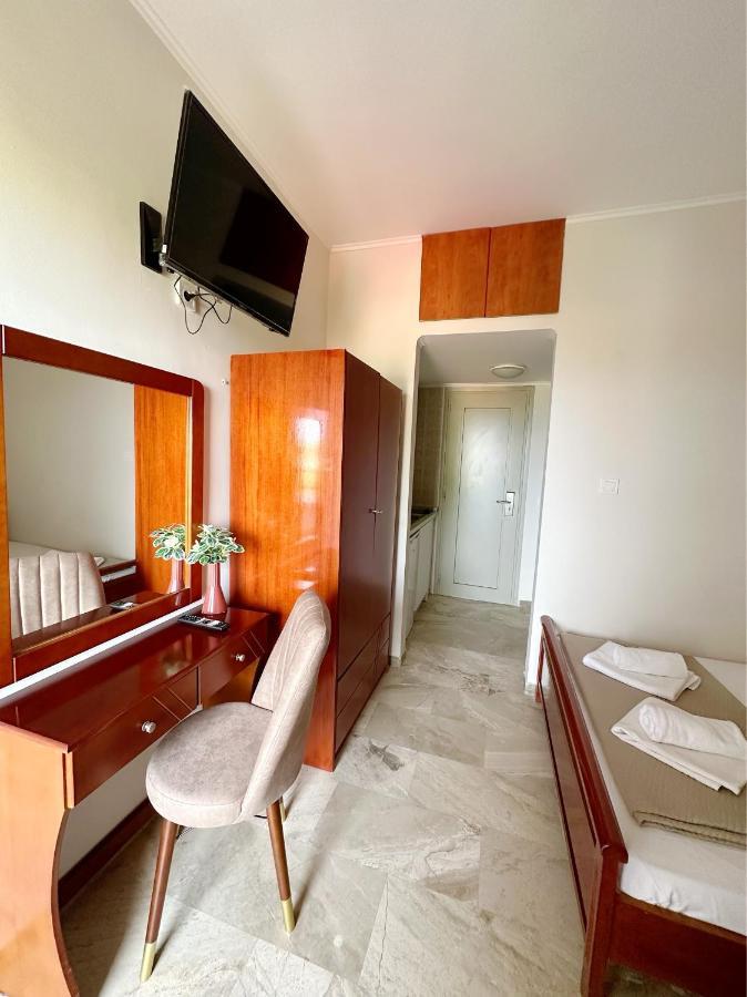 Hotel Palmera سارتي المظهر الخارجي الصورة